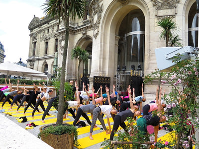 Place au yoga sur la terrasse de L'Opéra !