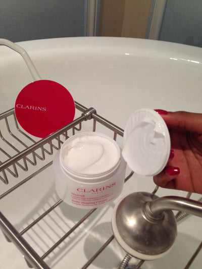 Mon secret anti-rondeurs rebelles : MASVELT de Clarins.