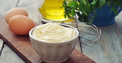 Recette miracle pour cheveux secs : LA MAYONNAISE.