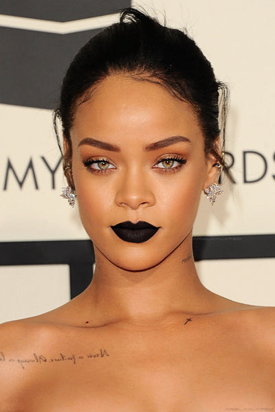 MAJOR ALERT |Rihanna lance sa propre ligne de make-up ?